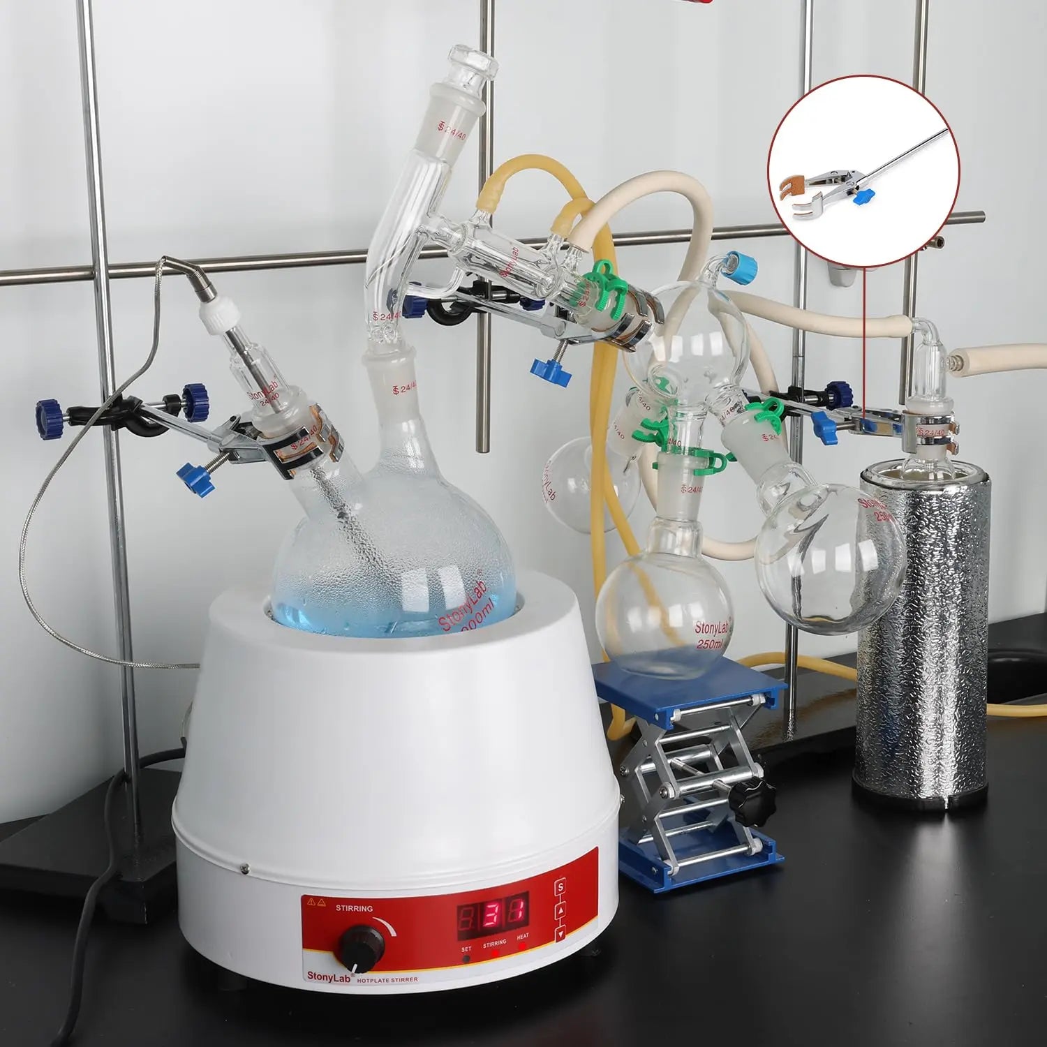 Alternative angle showing underlying build quality of StonyLab 4-Prong Swivel Closable Clamp