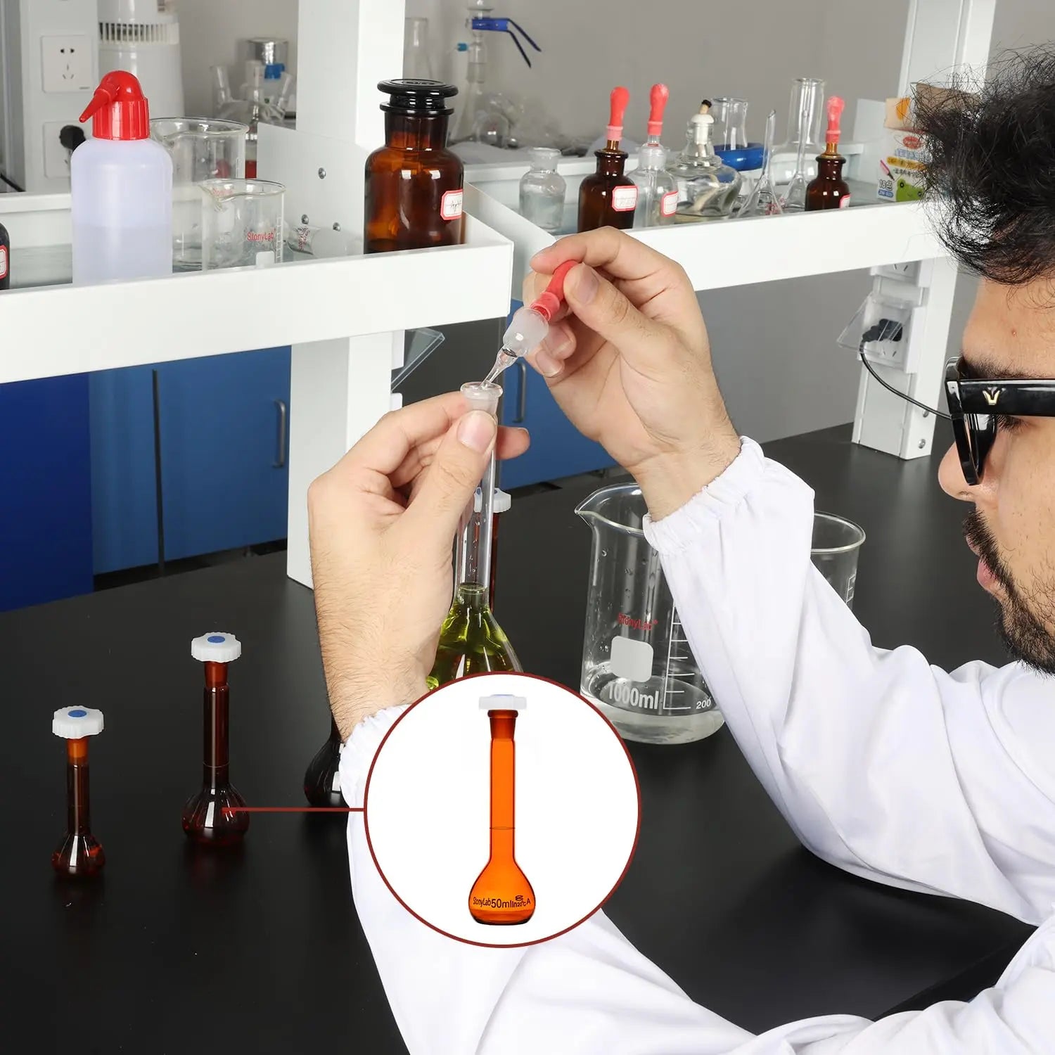 Alternative angle showing underlying build quality of StonyLab Amber Volumetric Flask