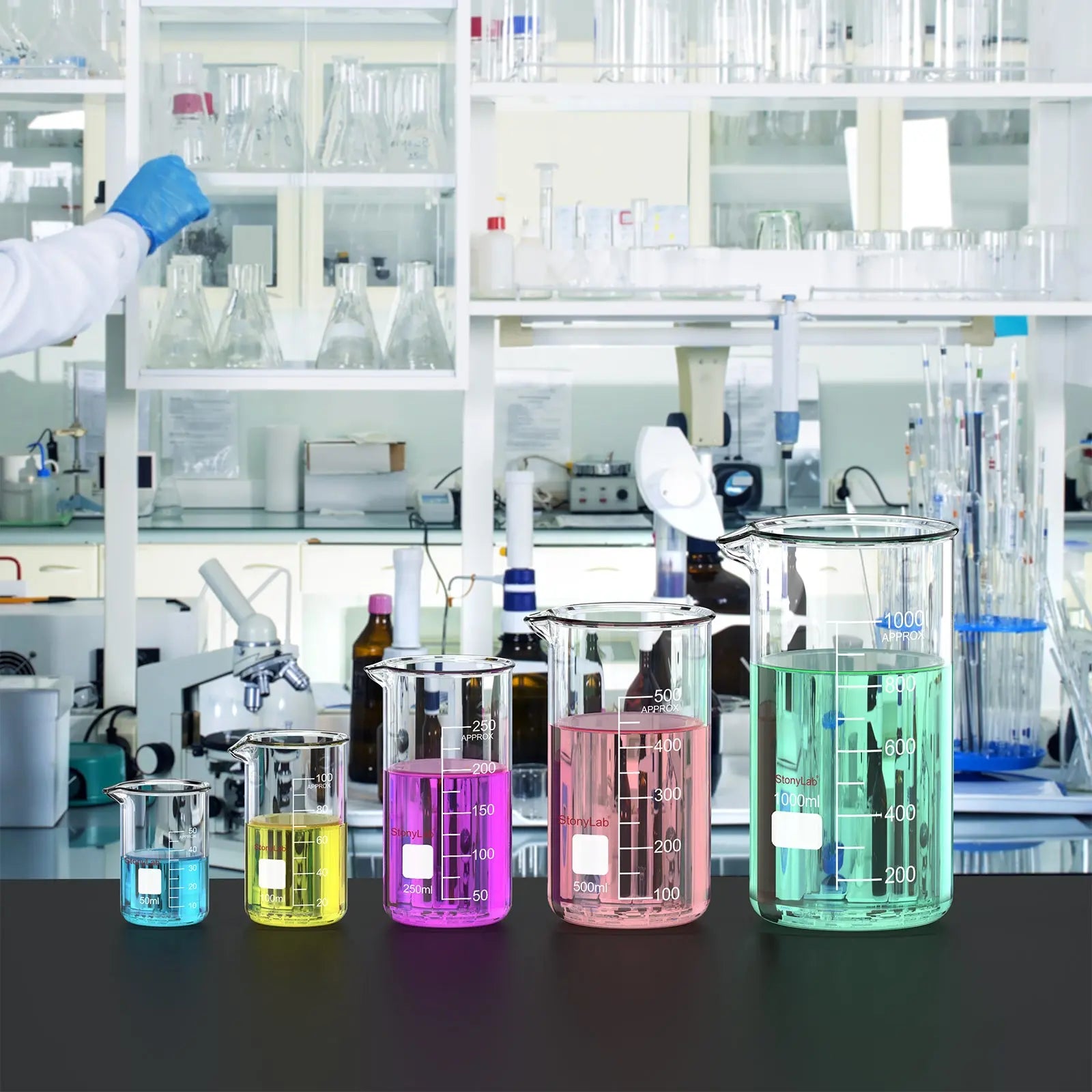 Alternative angle showing underlying build quality of StonyLab Tall Glass Beaker Set