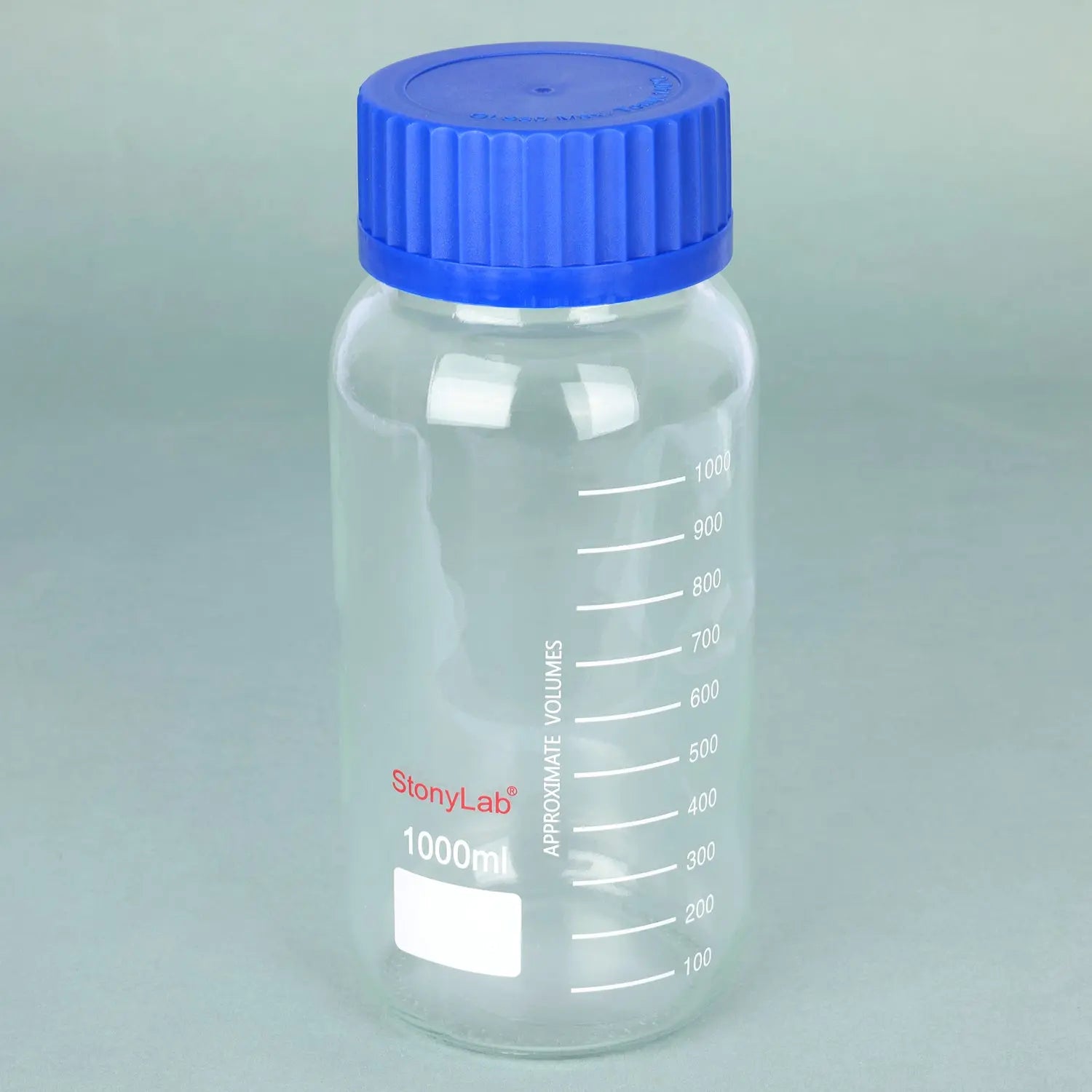 Alternative angle showing underlying build quality of StonyLab Wide Mouth Media Storage Bottle with GL80 Screw Cap