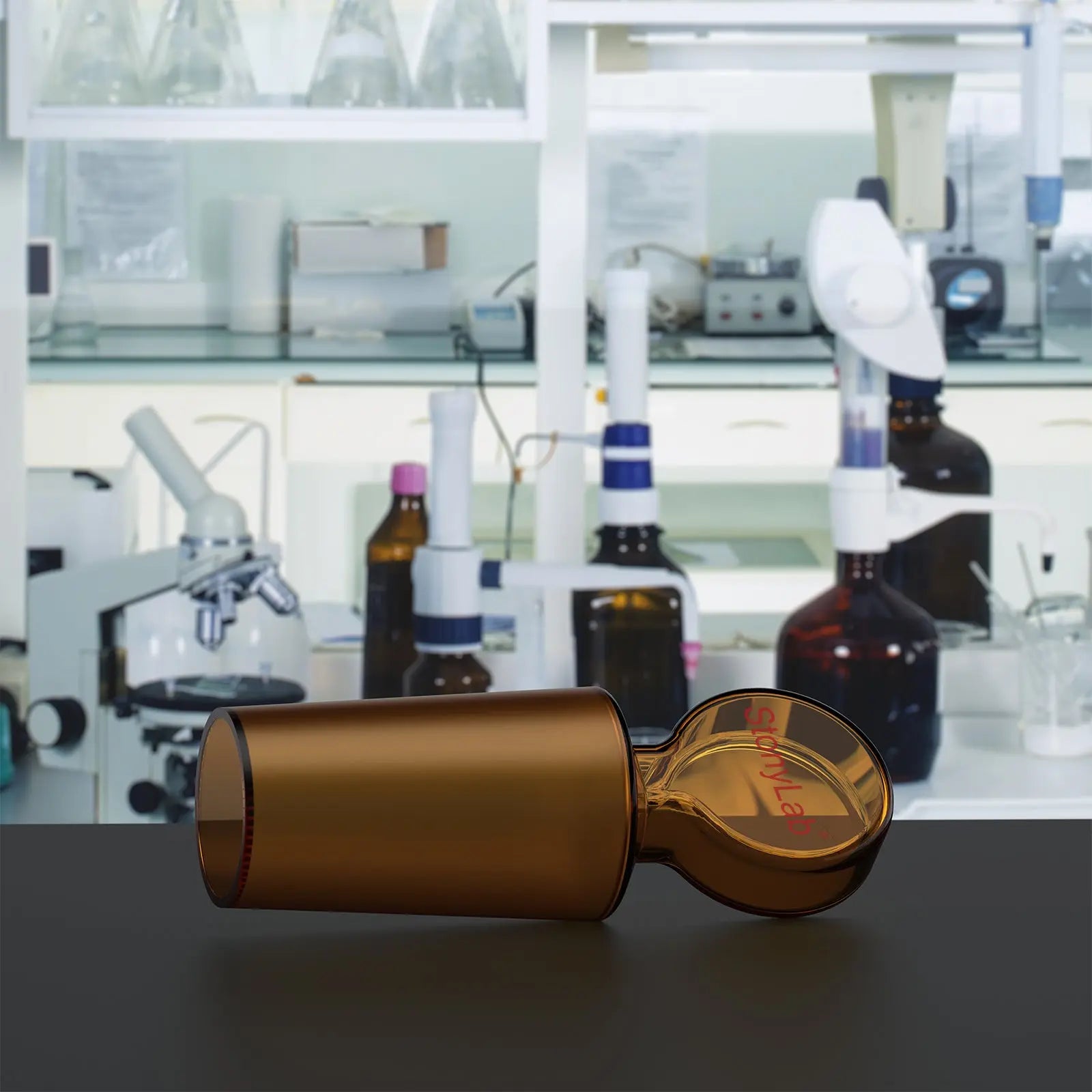 Alternative angle showing underlying build quality of StonyLab Amber Glass Stoppers
