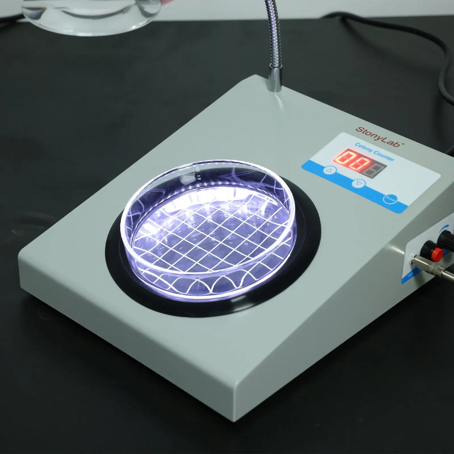 Digital Colony Counter, 0-999 Count Range, 3× / 9× Magnification, Manual Counting for Microbiology Labs
