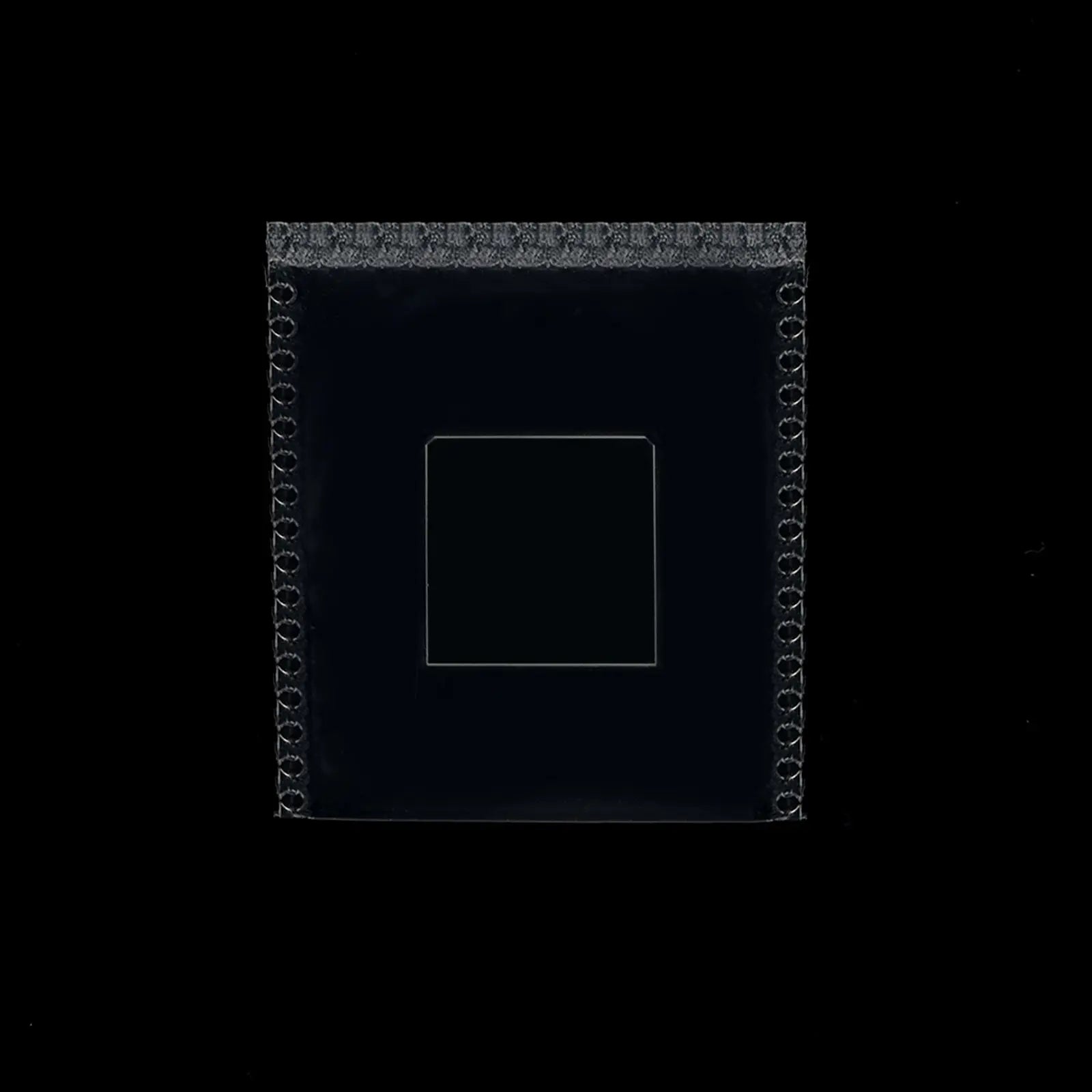 Alternative angle showing underlying build quality of StonyLab LiNbO3 Single Crystal Substrate