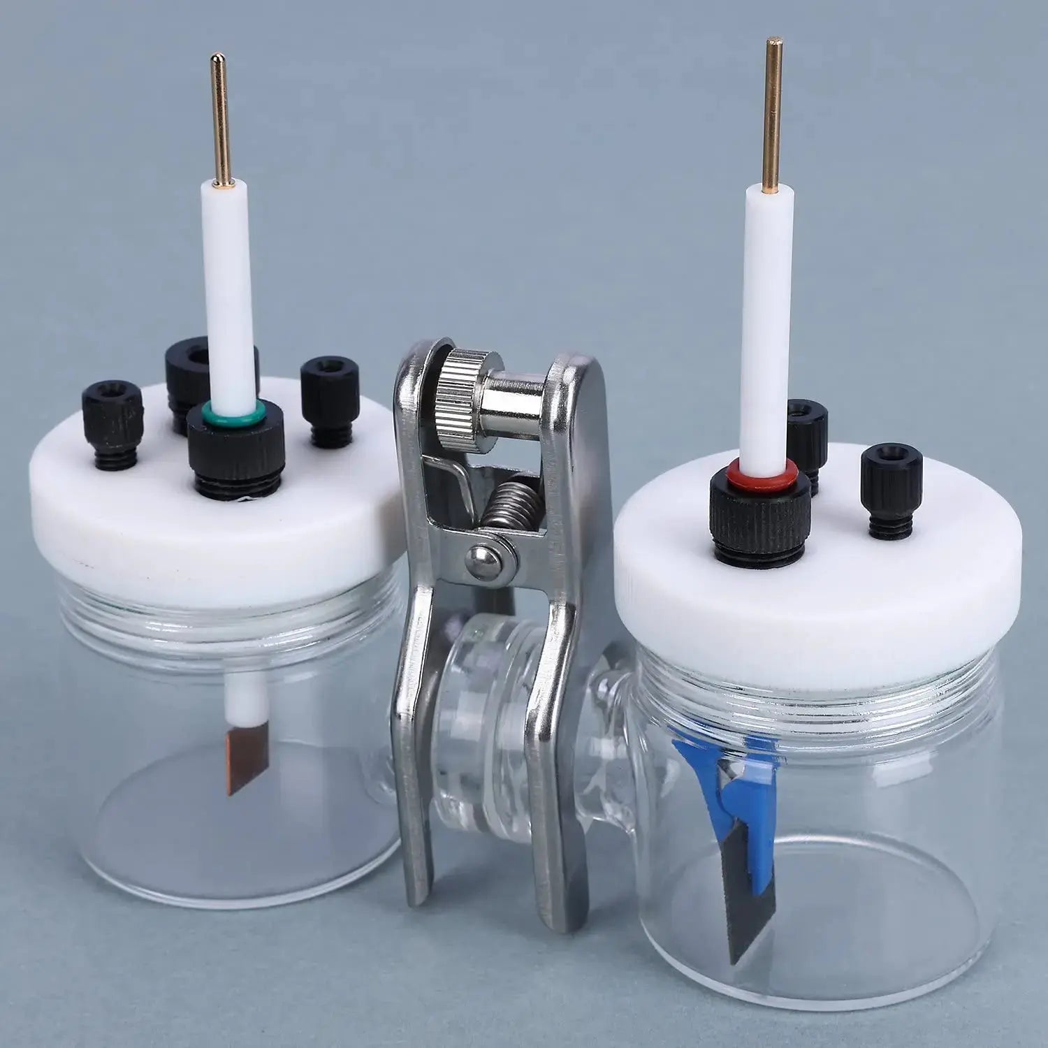 Alternative angle showing underlying build quality of StonyLab Nickel Plated Copper Electrode Holder