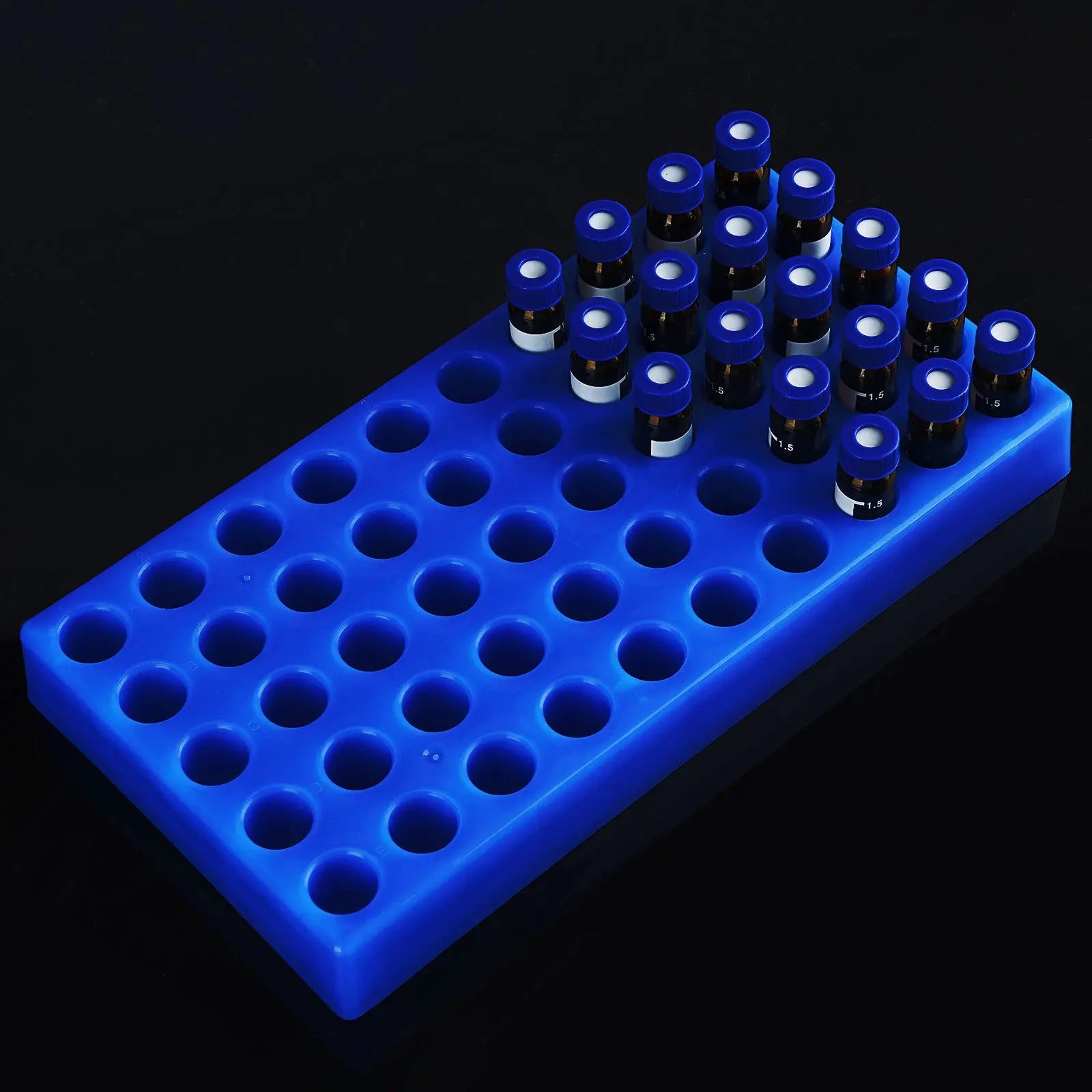 Alternative angle showing underlying build quality of StonyLab Sample Vial Rack