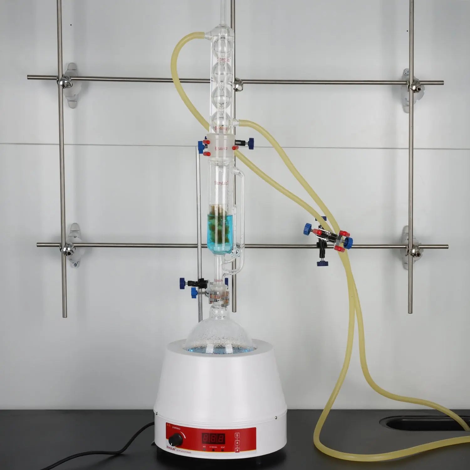 Detailed structural assembly component for StonyLab Soxhlet Type Extraction Chamber