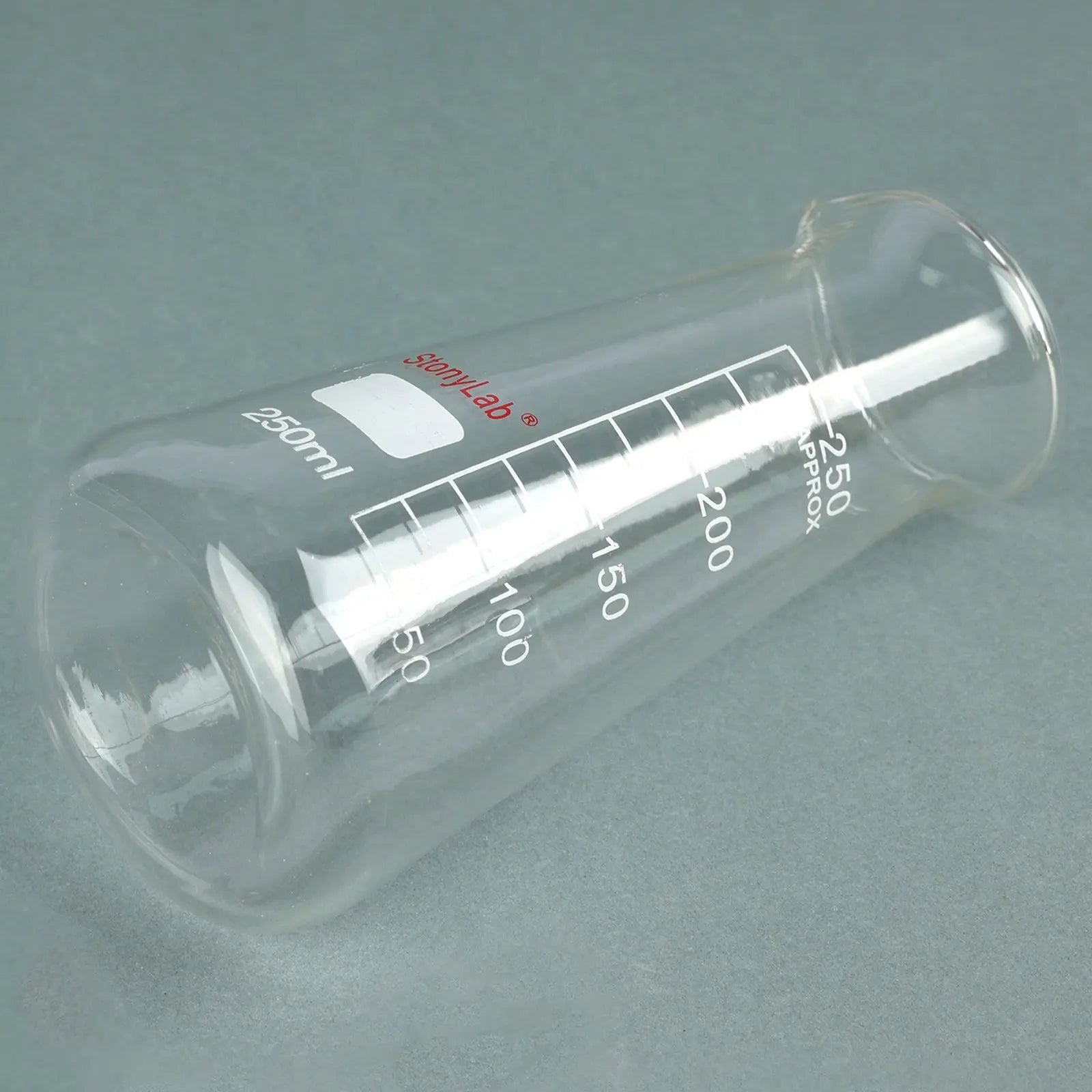 Alternative angle showing underlying build quality of StonyLab Triangular Beaker with Spout [125-500 ml]