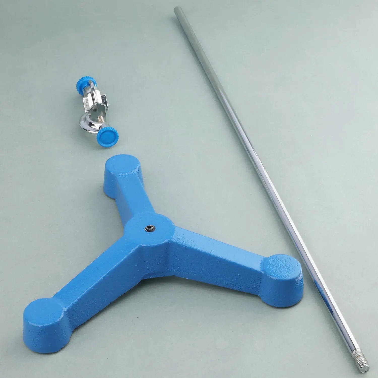 Detailed structural assembly component for StonyLab Tripod Stand Set