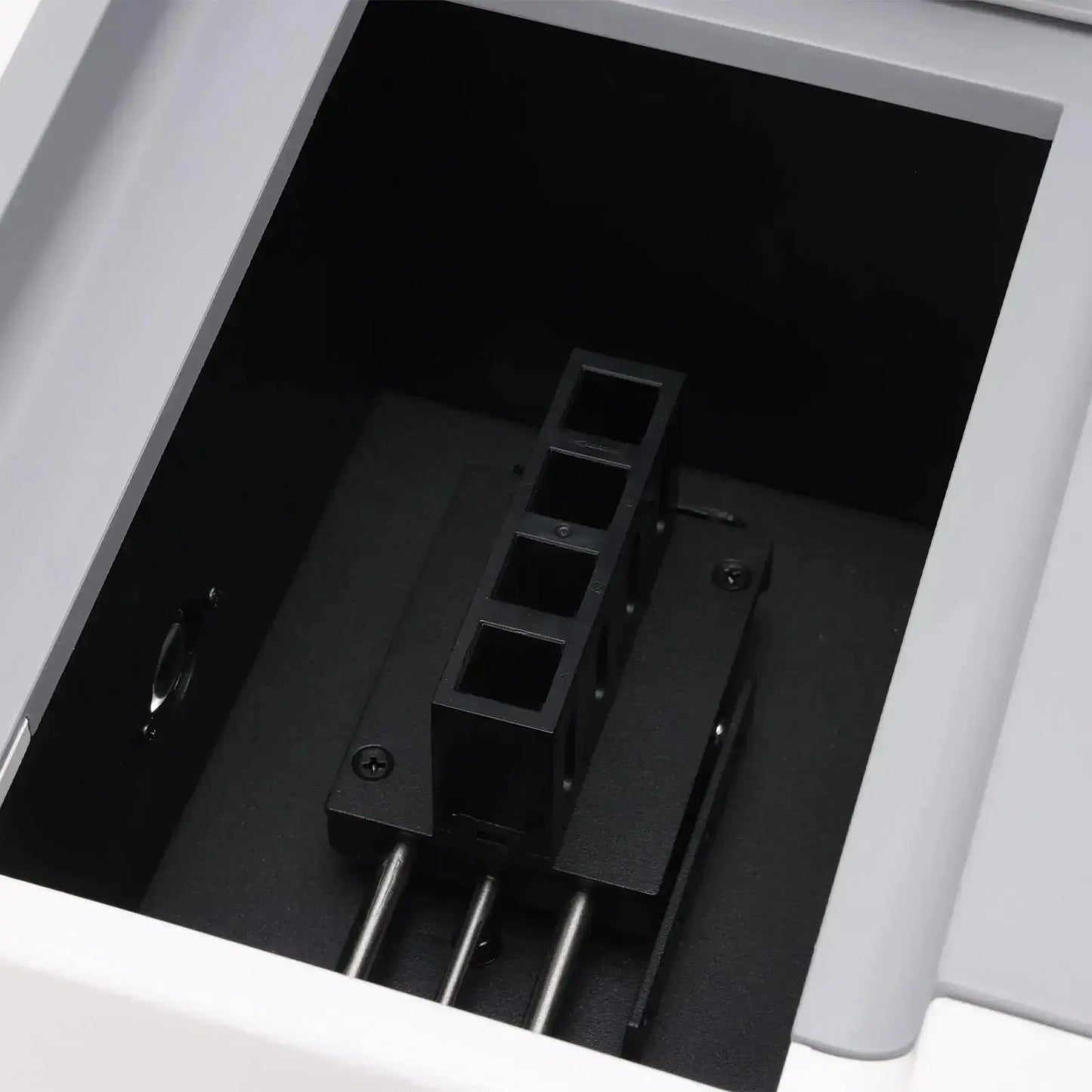 UV-Vis Spectrophotometer, 190–1100 nm, Single-Beam, Dual Light Source Spectrophotometer