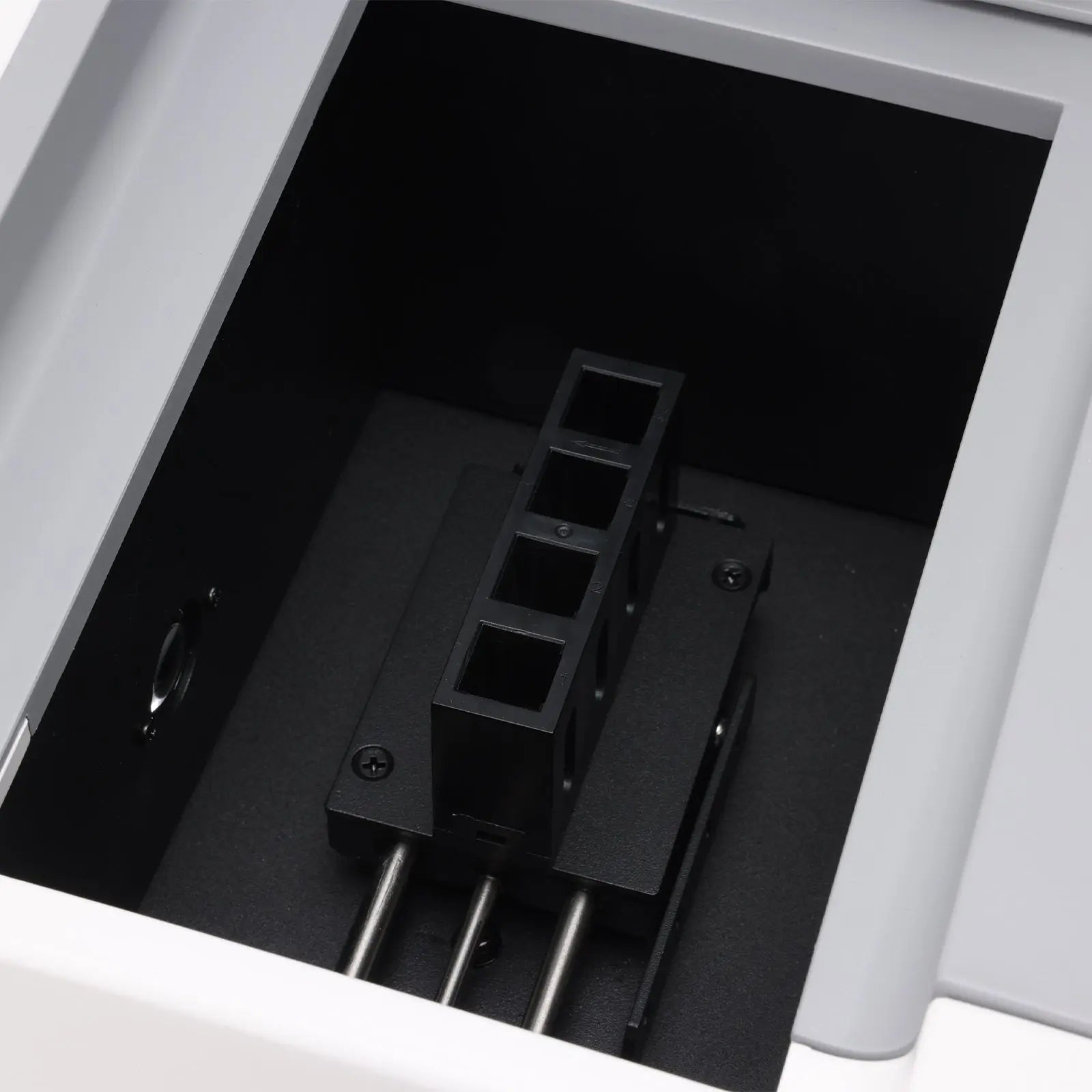 UV-Vis Spectrophotometer, 190–1100 nm, Single-Beam, Dual Light Source Spectrophotometer